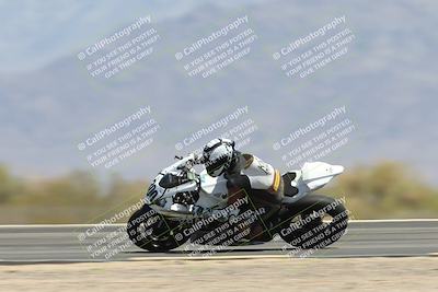 media/Apr-20-2025-CVMA (Sun) [[39090e8767]]/Race 9-Formula LW Twins Shootout/